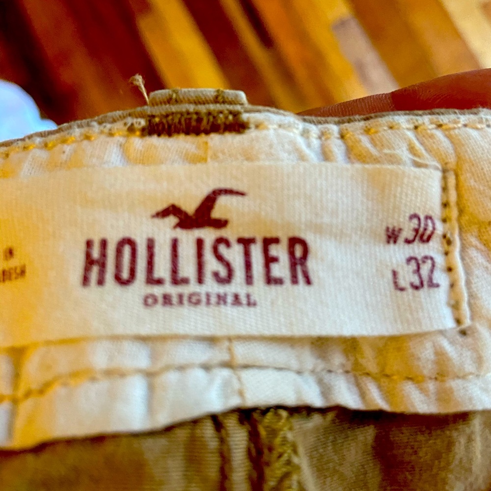 HOLLISTER Khaki Pants